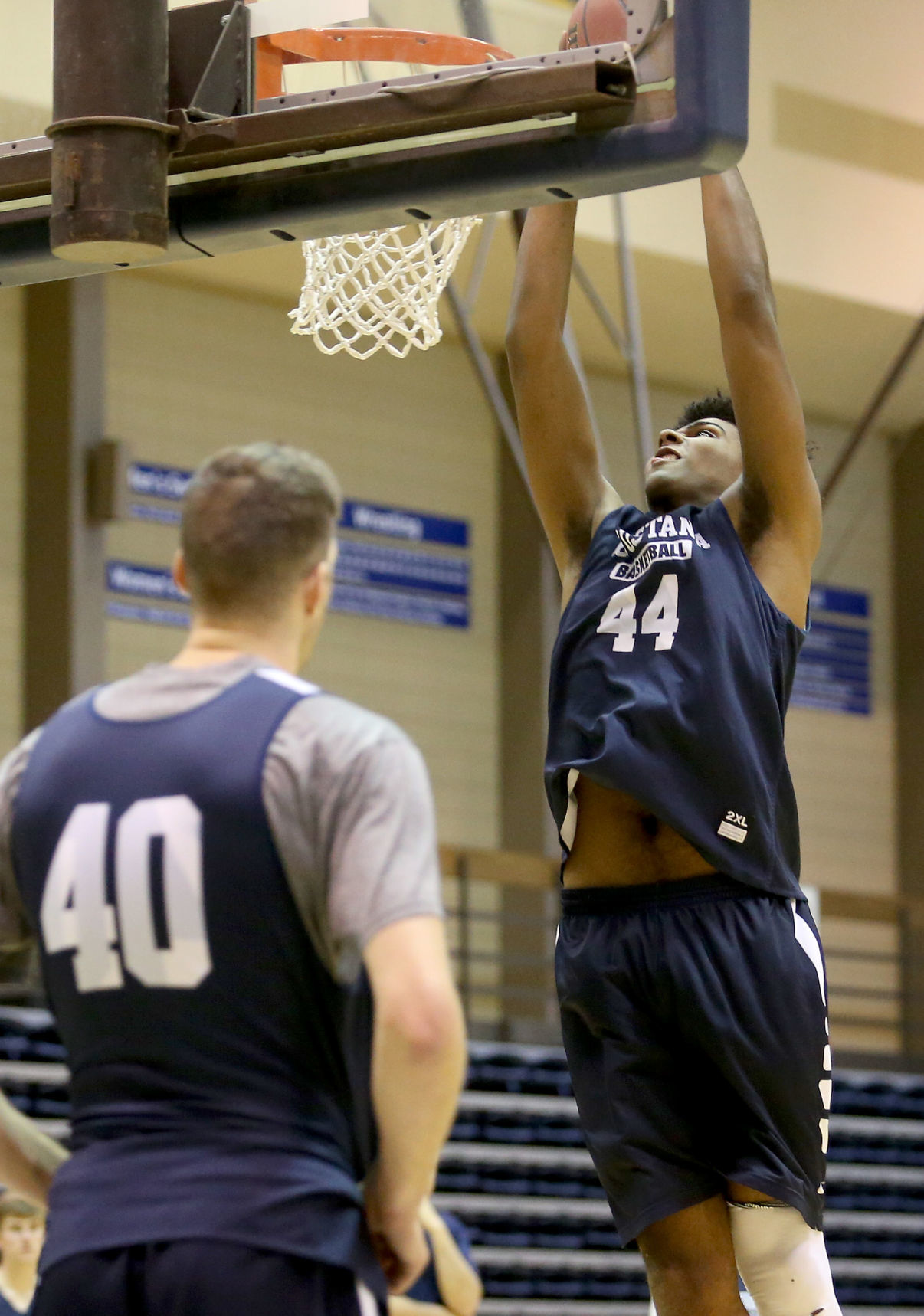 102719-mda-spt-augie-hoops-002